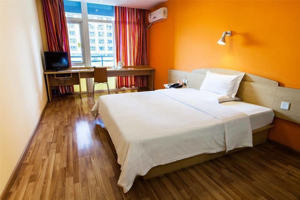 7 Days Inn Kanton Zewnętrze zdjęcie