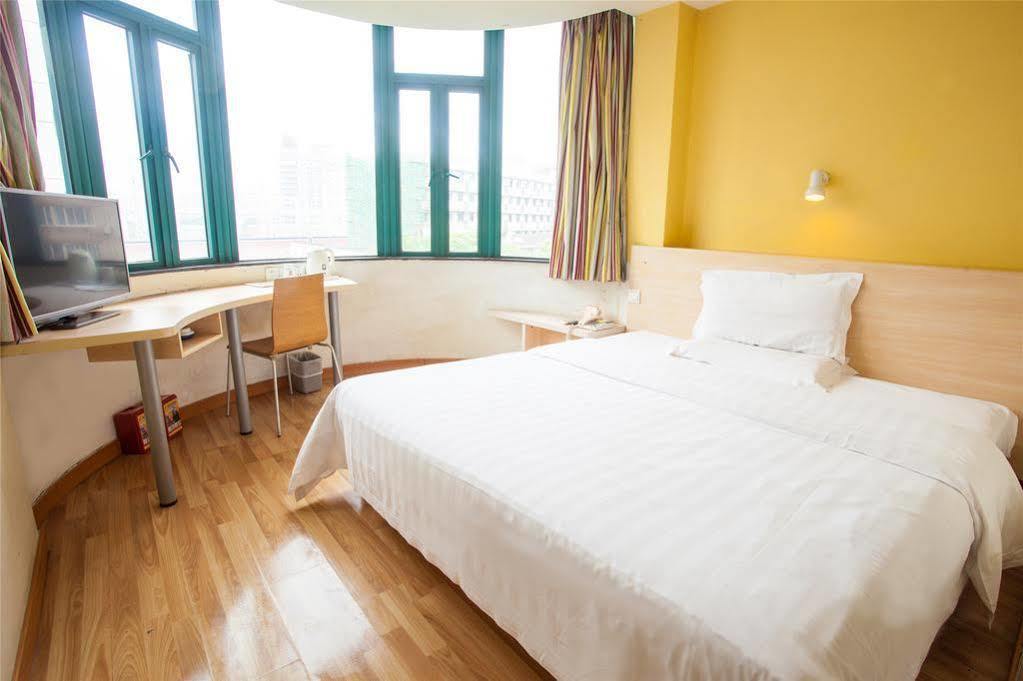 7 Days Inn Kanton Zewnętrze zdjęcie