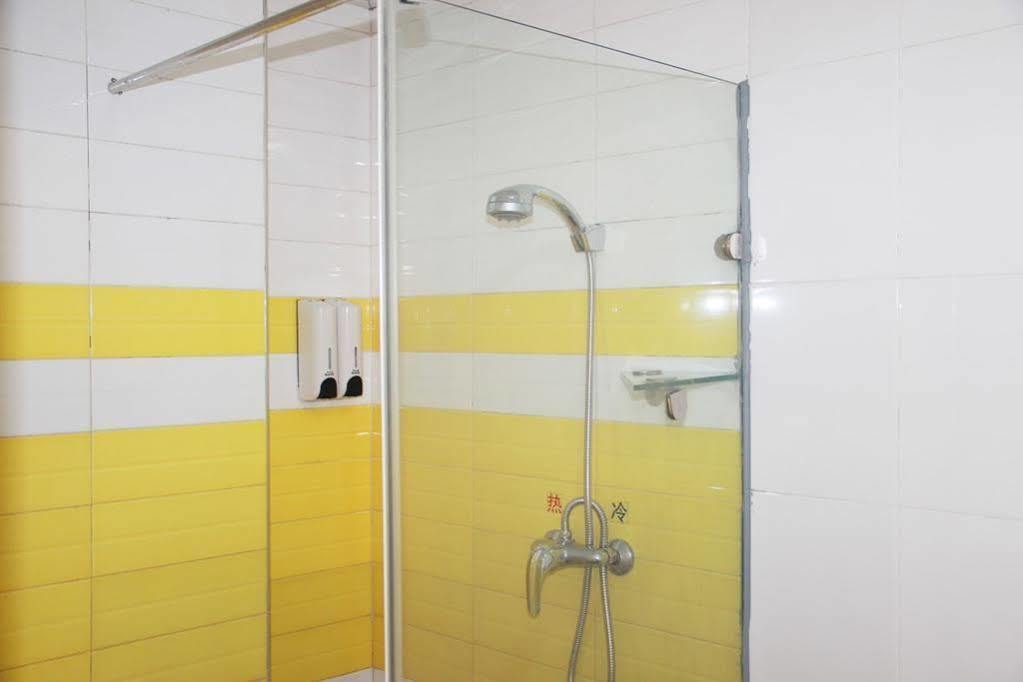 7 Days Inn Kanton Zewnętrze zdjęcie