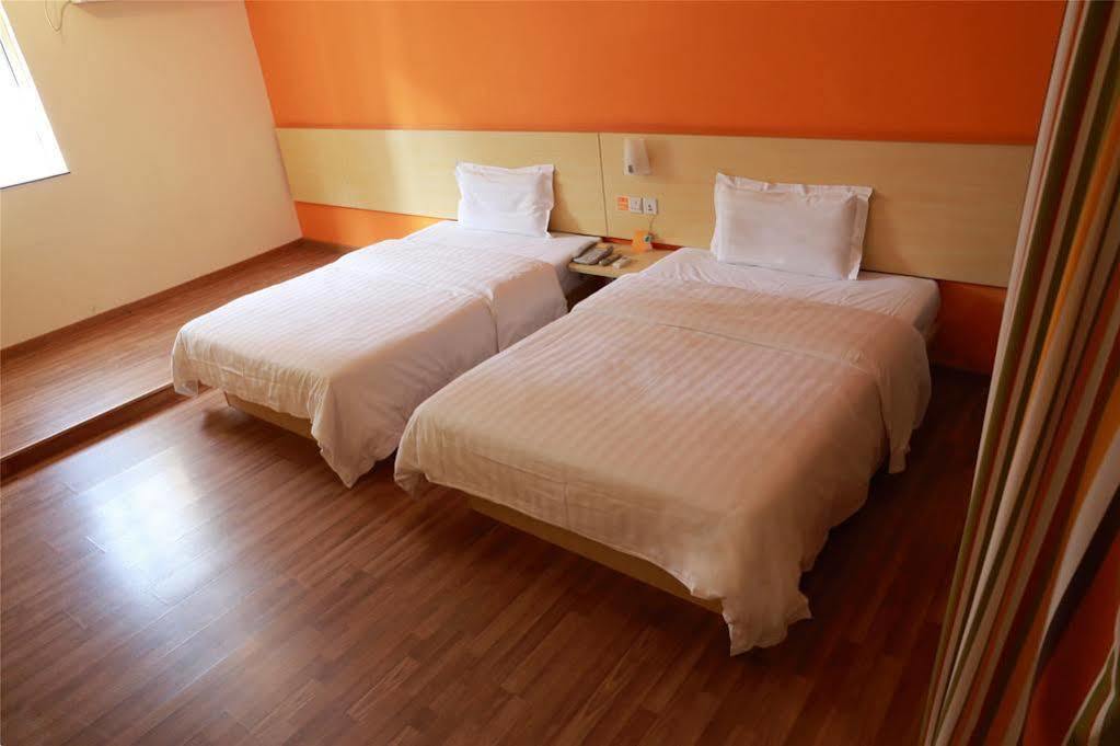 7 Days Inn Kanton Zewnętrze zdjęcie